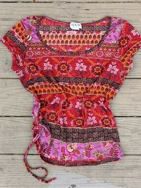 Vintage 90’s/00’s Y2K MKM red and orange floral short sleeve top